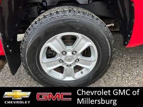 Used 2016 Toyota Tundra SR5 w/ SR5 Upgrade Package AWD/4WD image 14