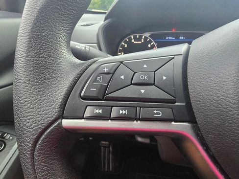 Used 2024 Nissan Altima 2.5 SV FWD image 22