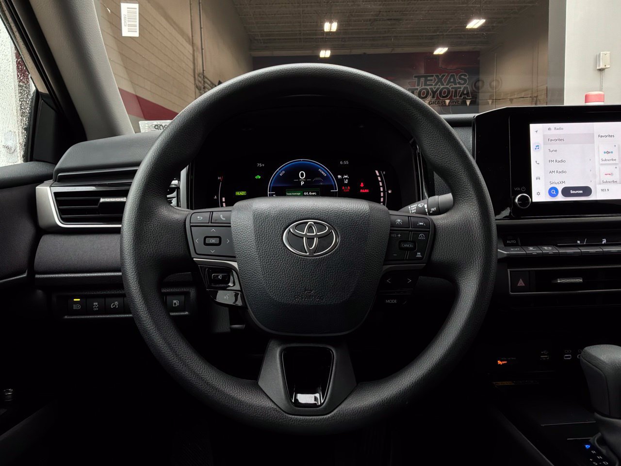Used 2026 Toyota Camry LE FWD image 34
