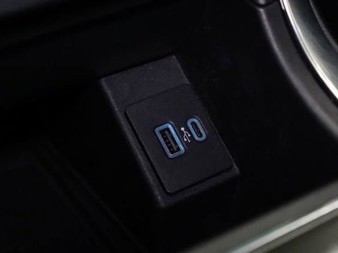 Used 2023 Ford Edge Titanium image 24