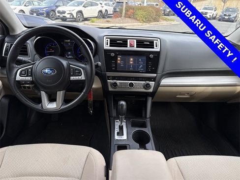 Used 2017 Subaru Outback 2.5i Premium image 14