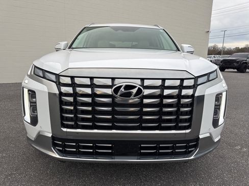 Used 2025 Hyundai Palisade Calligraphy image 2