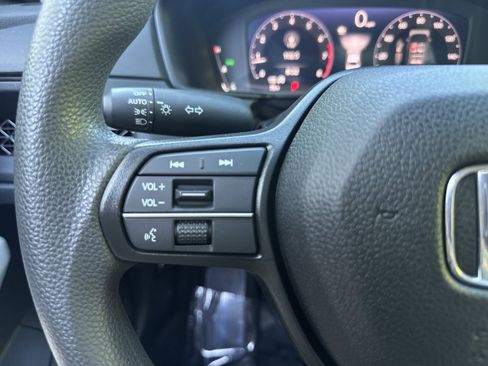 Used 2024 Honda Accord EX image 21