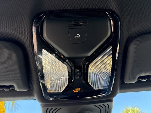 Certified 2022 BMW X3 sDrive30i w/ Convenience Package image 39