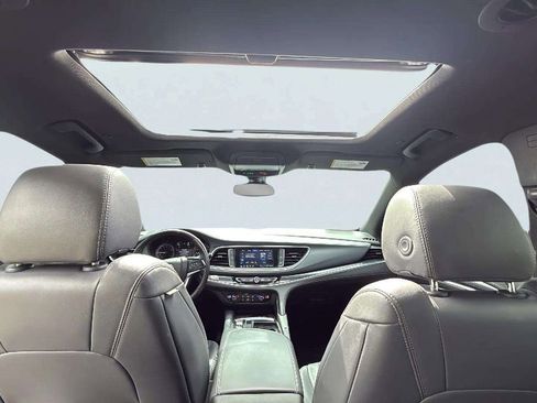 Used 2023 Buick Enclave Essence w/ Experience Buick Package image 10