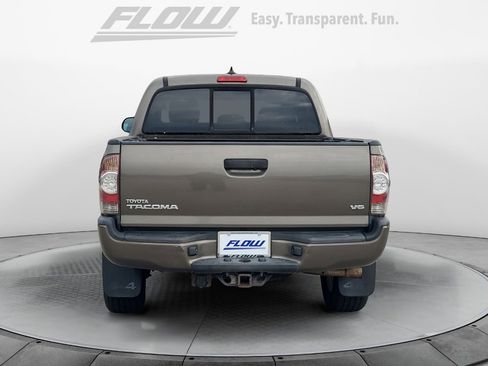 Used 2015 Toyota Tacoma 4x4 Double Cab w/ TRD Sport Package image 8