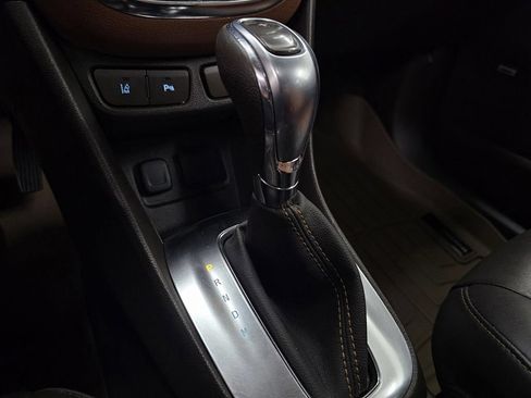 Used 2016 Buick Encore Premium AWD/4WD image 22