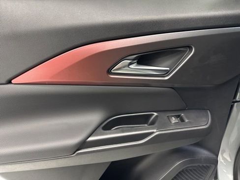 New 2026 Chevrolet Equinox EV RS image 25