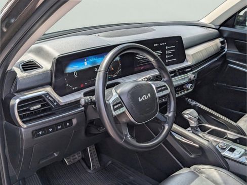 Used 2024 Kia Telluride SX FWD image 11