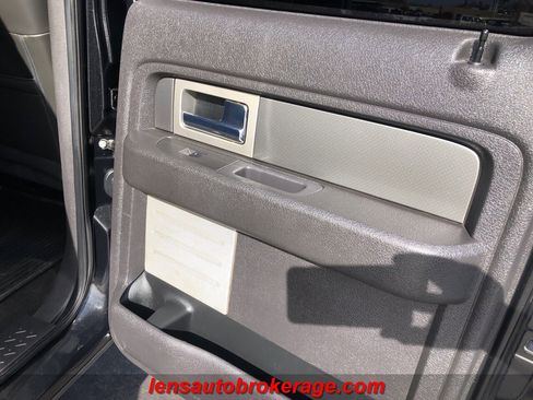 Used 2011 Ford F150 Raptor w/ Raptor Luxury Pkg image 19