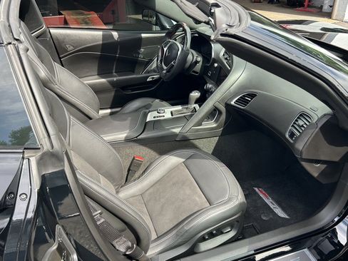 Used 2018 Chevrolet Corvette Z06 RWD image 47