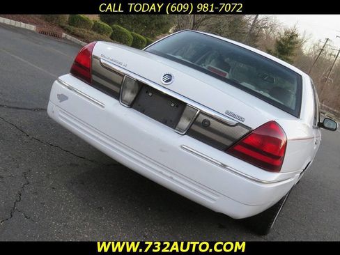 Used 2010 Mercury Grand Marquis LS image 16