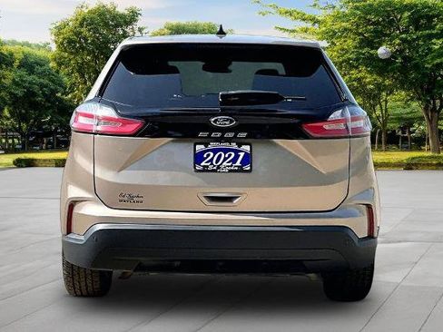 Certified 2021 Ford Edge SE FWD image 4