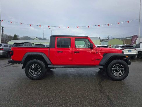 Used 2020 Jeep Gladiator Sport w/ Trailer Tow Package image 6