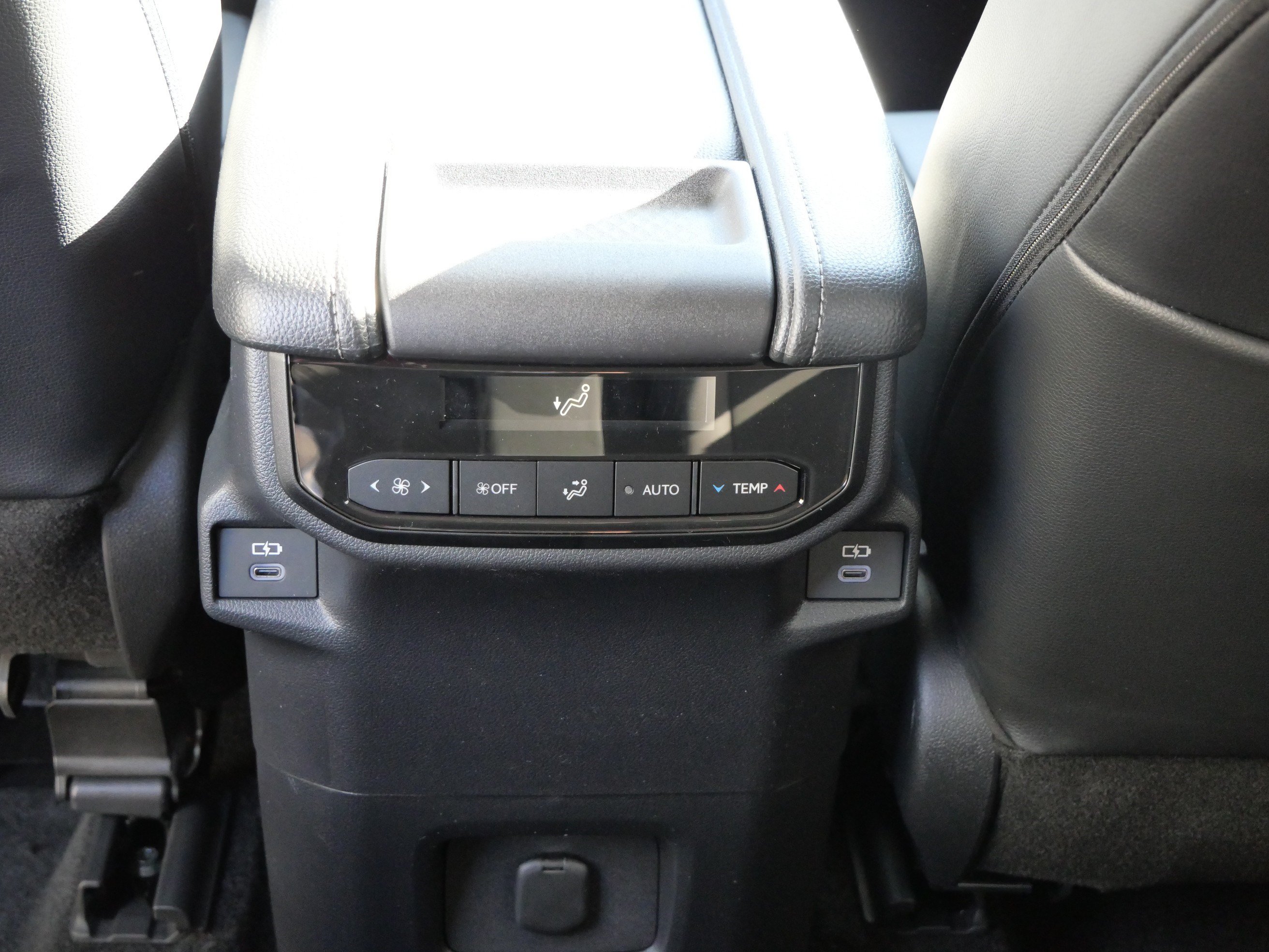New 2026 Toyota Grand Highlander XLE FWD image 11