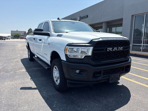 Used 2022 RAM 2500 Tradesman AWD/4WD image 3