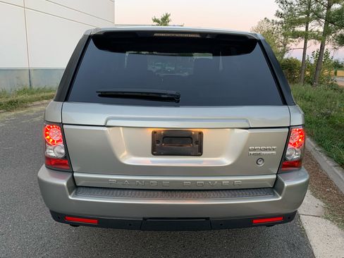 Used 2011 Land Rover Range Rover Sport HSE LUX image 9