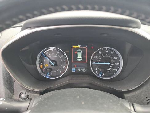Used 2022 Subaru Ascent Limited w/ Technology Package AWD/4WD image 6