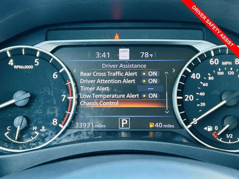 Used 2023 Nissan Altima 2.5 SV w/ SV Premium Package AWD/4WD image 9