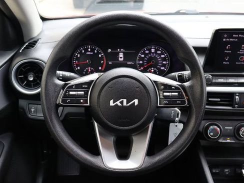 Used 2024 Kia Forte LXS FWD image 22