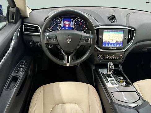 Used 2015 Maserati Ghibli image 29