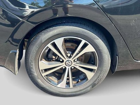 Certified 2023 Nissan Sentra SV w/ All-Weather Package FWD image 11