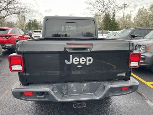 Used 2023 Jeep Gladiator Overland w/ Cold Weather Group image 6