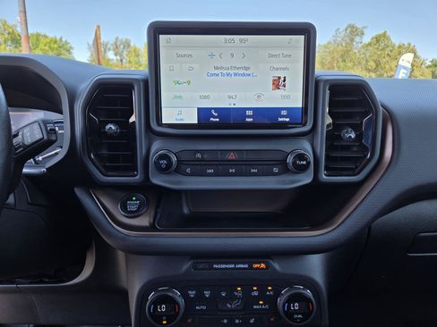 Used 2021 Ford Bronco Sport Outer Banks AWD/4WD image 25