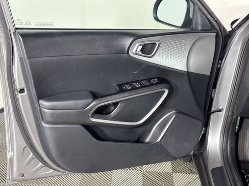 Certified 2024 Kia Soul LX w/ Option Group 015 FWD image 11