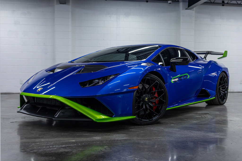 Used 2022 Lamborghini Huracan STO RWD image 18