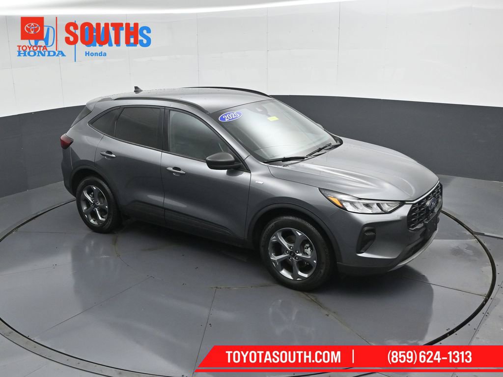 Used 2025 Ford Escape ST-Line AWD/4WD image 47