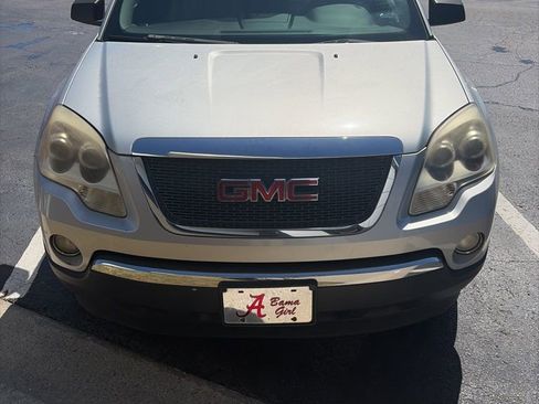 Used 2009 GMC Acadia SLE w/ Preferred Package image 1