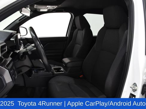 Used 2025 Toyota 4Runner SR5 AWD/4WD image 22