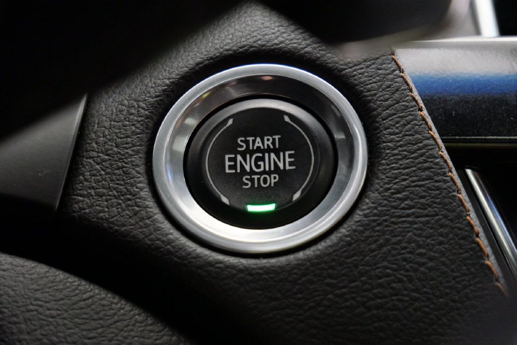 Used 2023 Cadillac CT5 V w/ Platinum Package AWD/4WD image 29