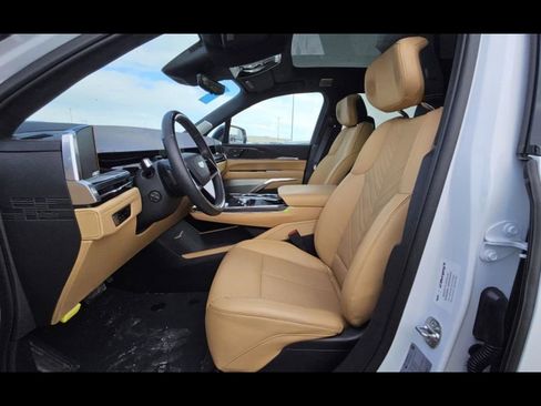 Used 2025 Cadillac Escalade IQ Sport 2 image 3