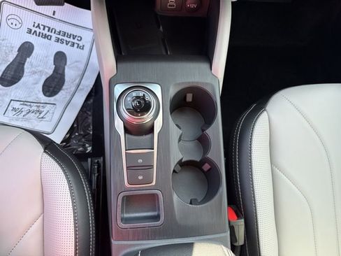 New 2025 Ford Escape PHEV w/ PHEV Premium Package image 12