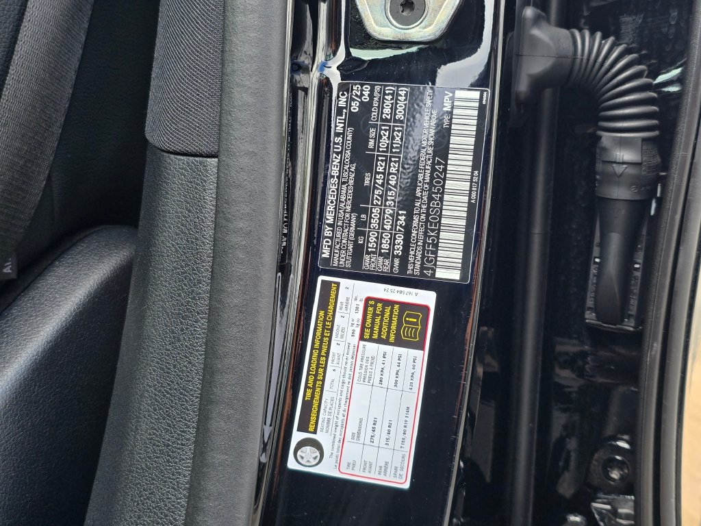 Used 2025 Mercedes-Benz GLS 450 4MATIC image 42