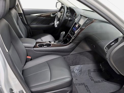 Used 2019 INFINITI Q50 Luxe w/ Essential Package (3.0T Luxe) image 27