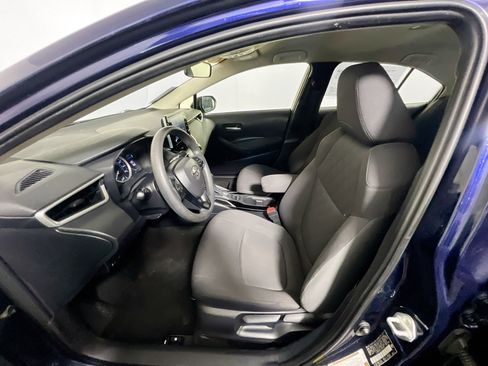 Used 2020 Toyota Corolla LE FWD image 14