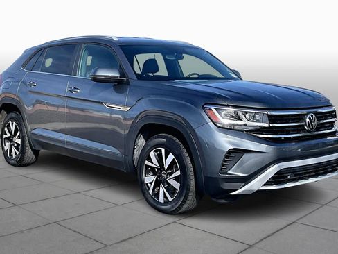 Used 2021 Volkswagen Atlas Cross Sport SE image 3