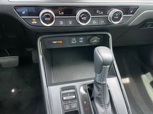 Certified 2025 Honda CR-V EX image 18