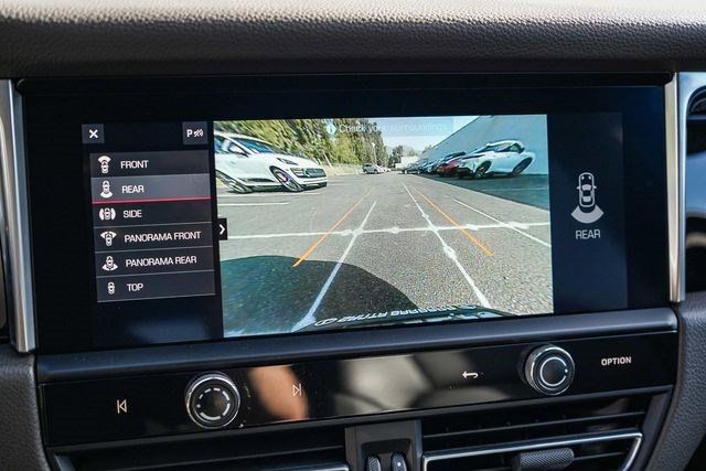 Used 2022 Porsche Macan S AWD/4WD image 24
