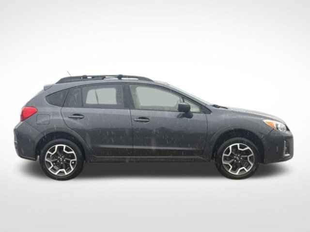 Used 2016 Subaru Crosstrek 2.0i AWD/4WD image 9