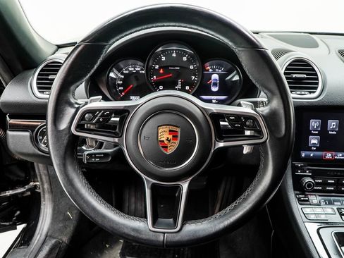 Used 2021 Porsche 718 Boxster image 19