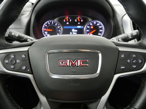 Used 2024 GMC Terrain SLT AWD/4WD image 14