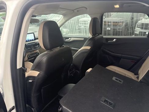 Used 2022 Ford Escape SEL AWD/4WD image 24