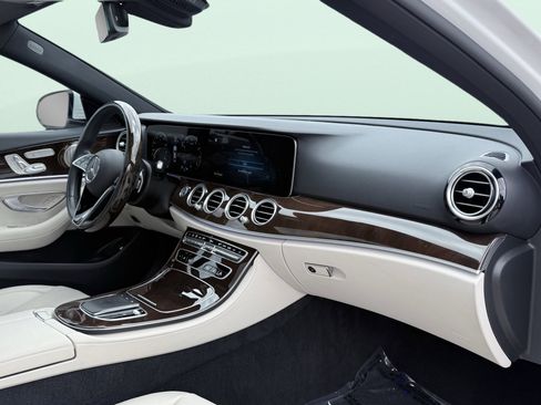Used 2023 Mercedes-Benz E 350 Sedan image 45