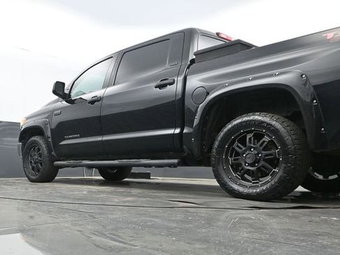 Used 2016 Toyota Tundra SR5 w/ SR5 Upgrade Package image 10