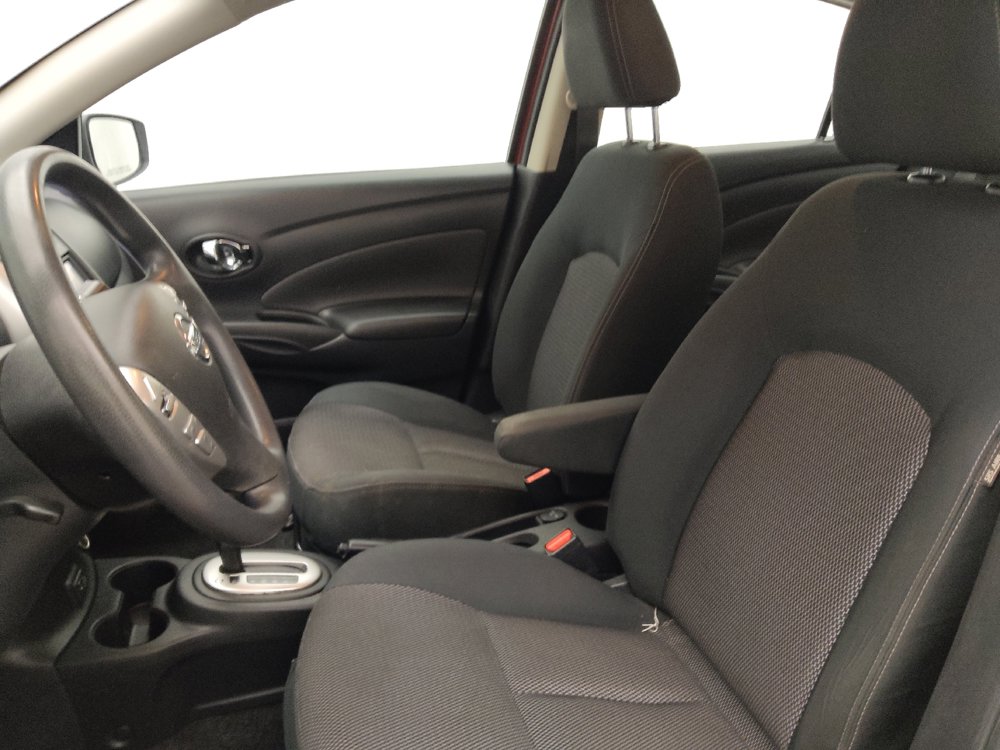 Used 2019 Nissan Versa SV FWD image 17