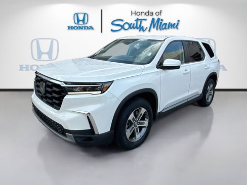 Certified 2023 Honda Pilot EX-L image 3